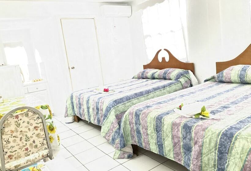 هتل Stephanie S Apartments Ltd