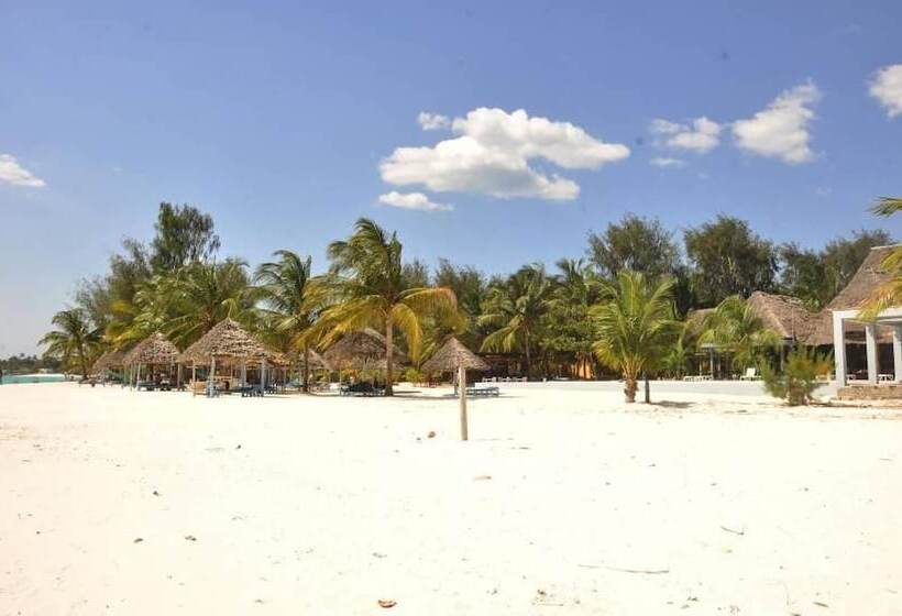 فندق Sunset Kendwa Beach