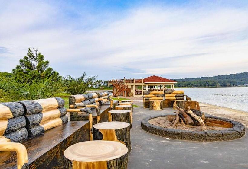 هتل Victoria Forest Resort