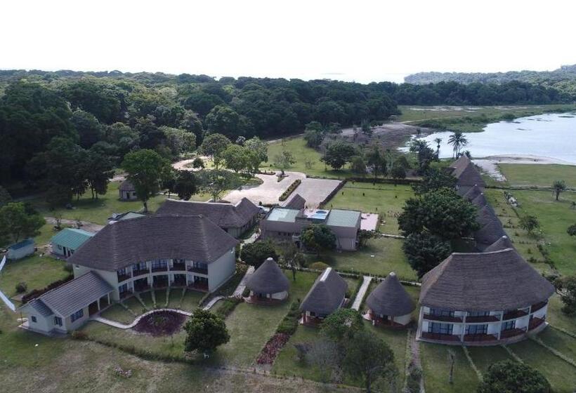 هتل Victoria Forest Resort