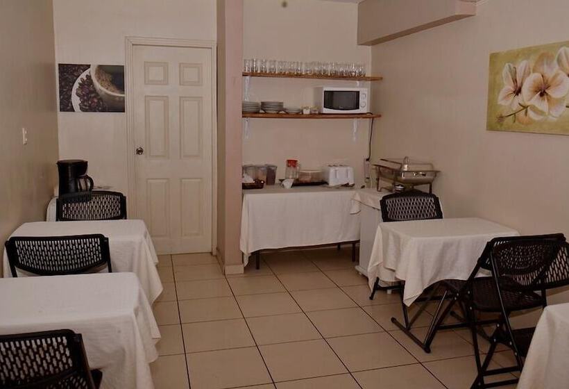 اقامتگاه Boutique San Juan