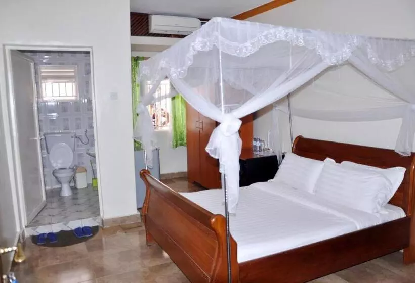 Sandton Hotel Kasese