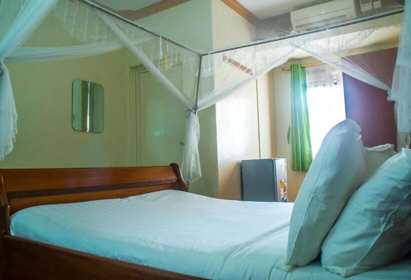 Sandton Hotel Kasese