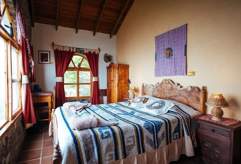 هتل Y Café La Casa Del Mundo