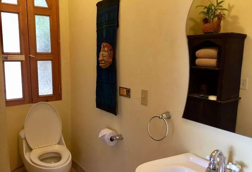 هتل Y Café La Casa Del Mundo