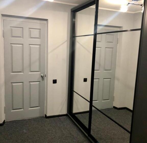 تختخواب و صبحانه Mini Hotel Vesna