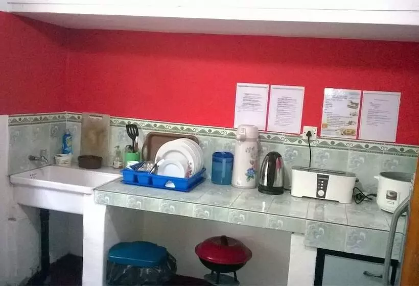 Hikka Beach Monkey Hostel