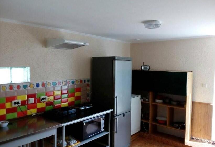 Hostel Mnogoborets F. Klub