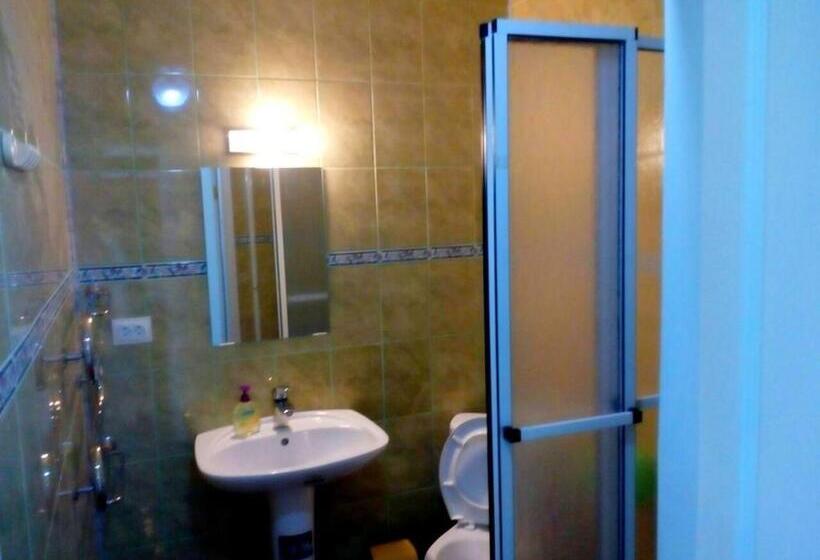 Hostel Mnogoborets F. Klub