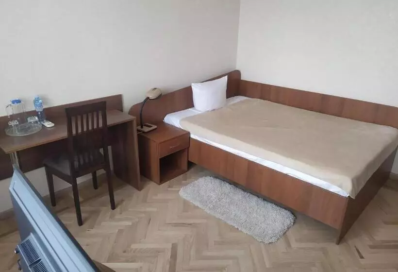 Hotel Dnipro