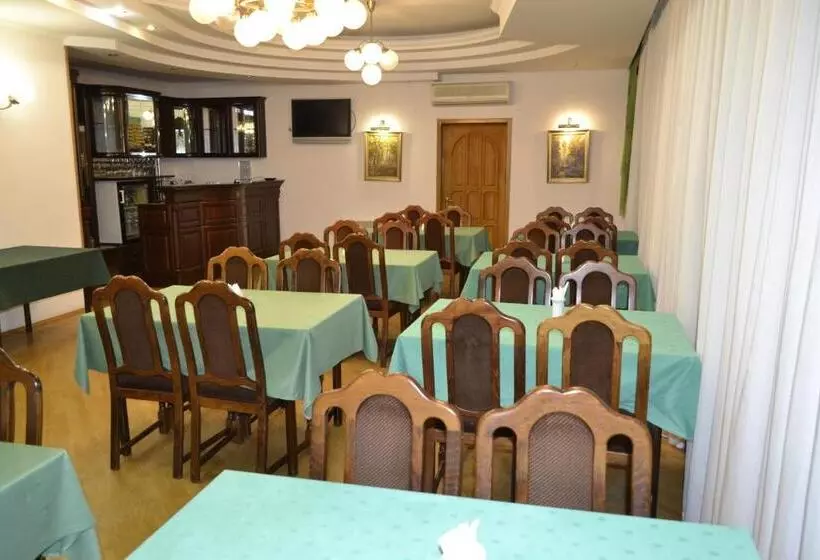 Hotel Dnipro
