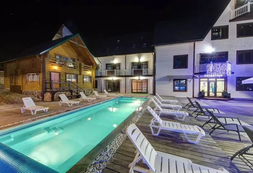 هتل F&b Spa Resort