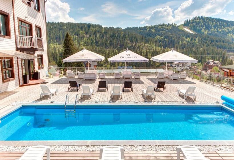 هتل F&b Spa Resort