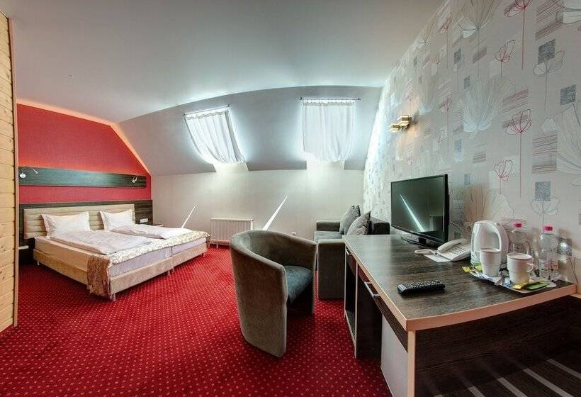 هتل F&b Spa Resort