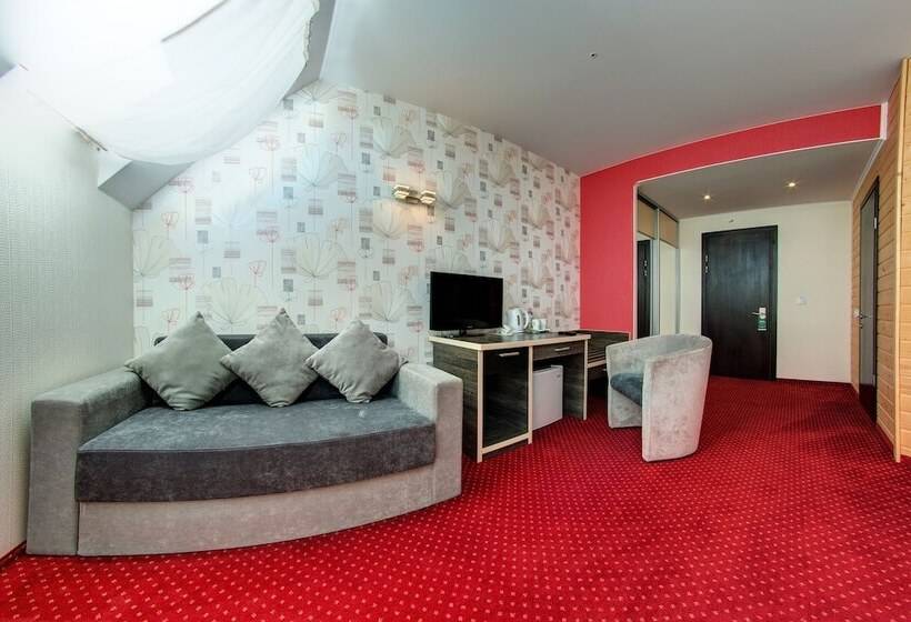 هتل F&b Spa Resort