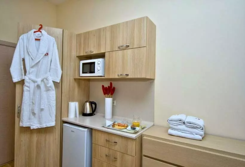 Hotelli Fire Inn