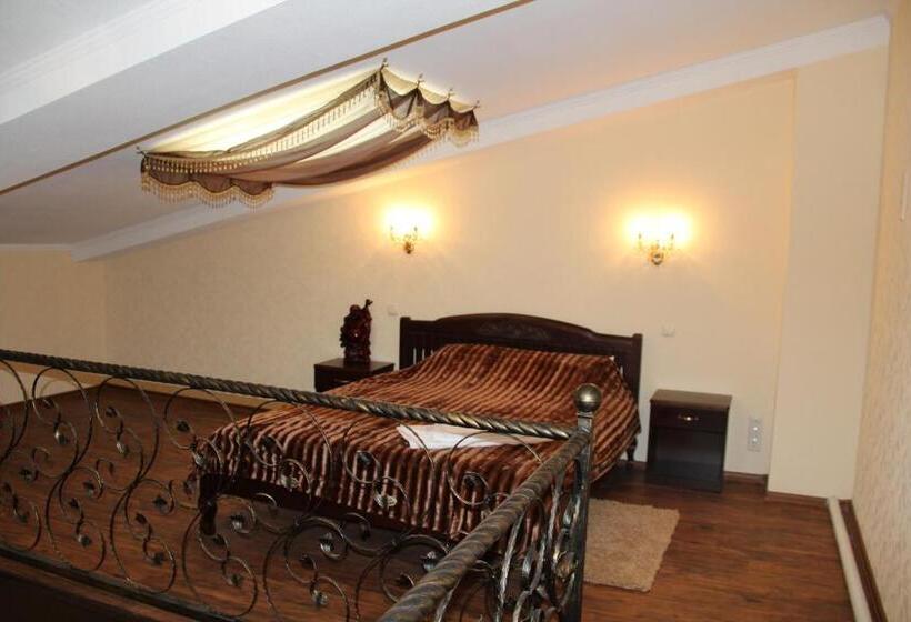 בית מלון כפרי Meduza