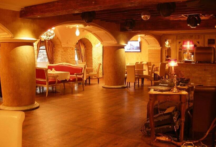 בית מלון כפרי Meduza