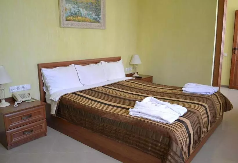 Hotel Strike