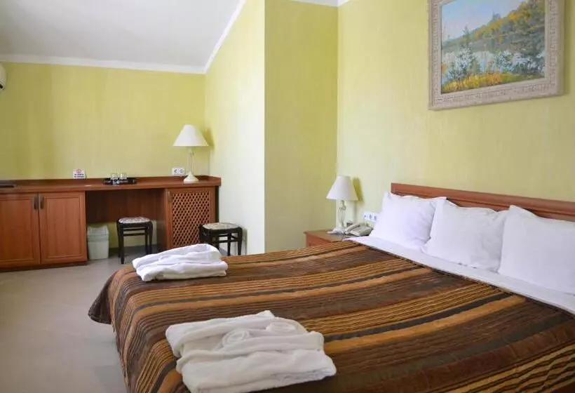 Hotel Strike