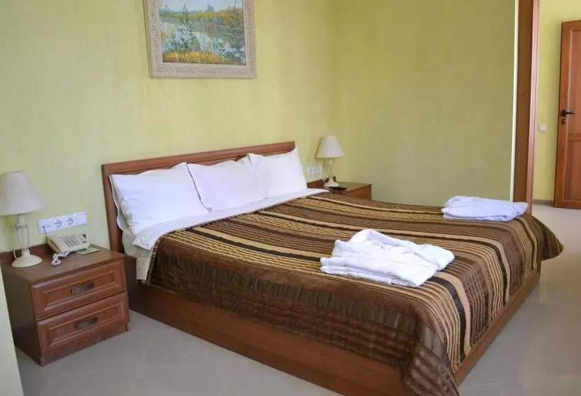 Hotel Strike