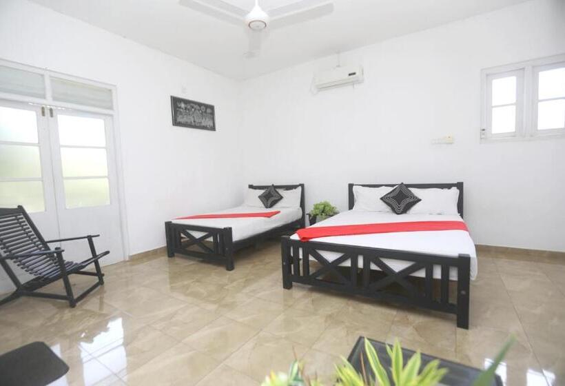 Отель Water Nest