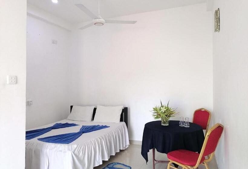 Отель Water Nest