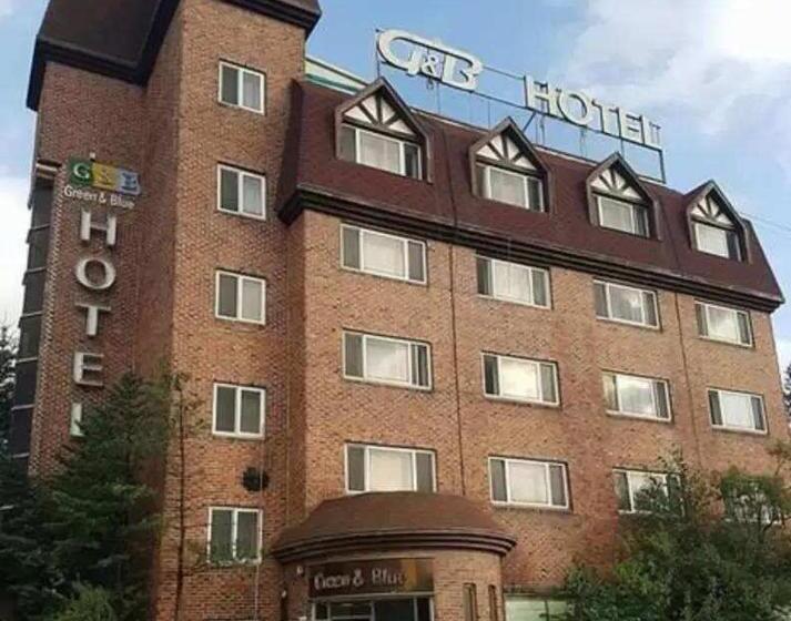 モーテル Green And Blue