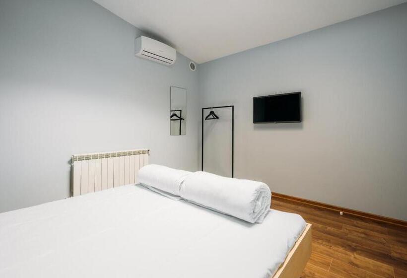 Yard Hostel & Coffee