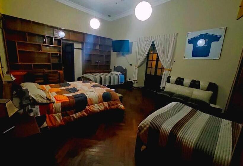 هاستل Colors House