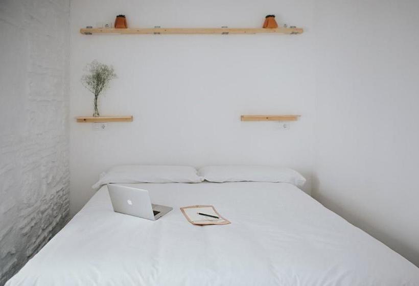 هاستل Option Be