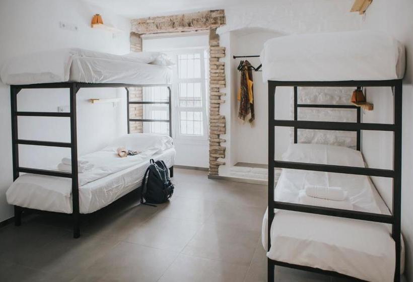 هاستل Option Be