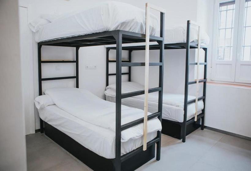 هاستل Option Be