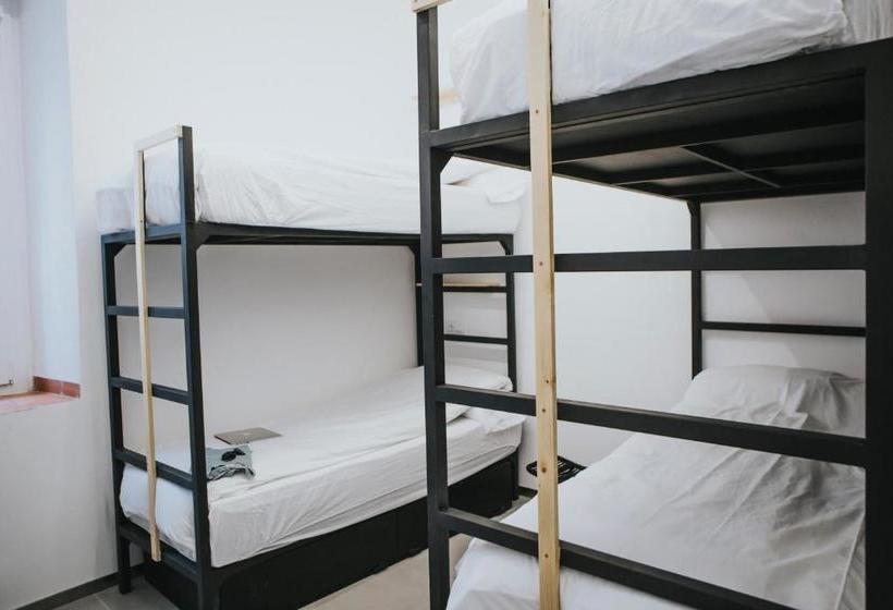 هاستل Option Be