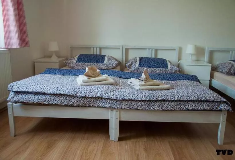 Retkeilymaja Ubytování Ledňáček