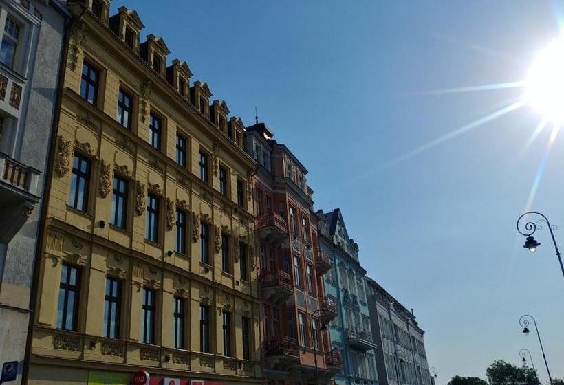 فندق صغير Kv Apartmans Varšavská