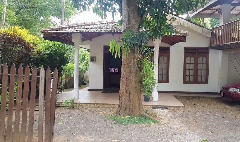 צימר Aragorn Villa