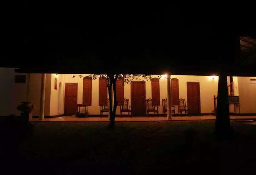 Aamiaismajoitus (B&B) Aragorn Villa