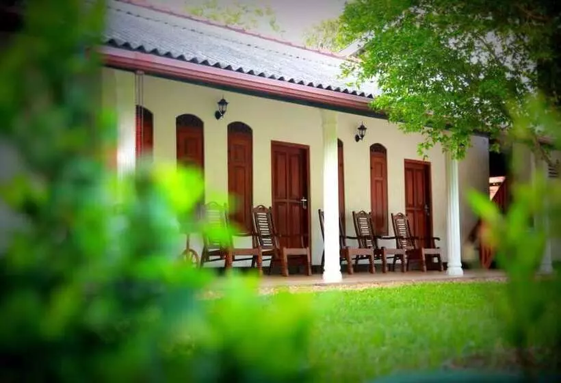 Aamiaismajoitus (B&B) Aragorn Villa