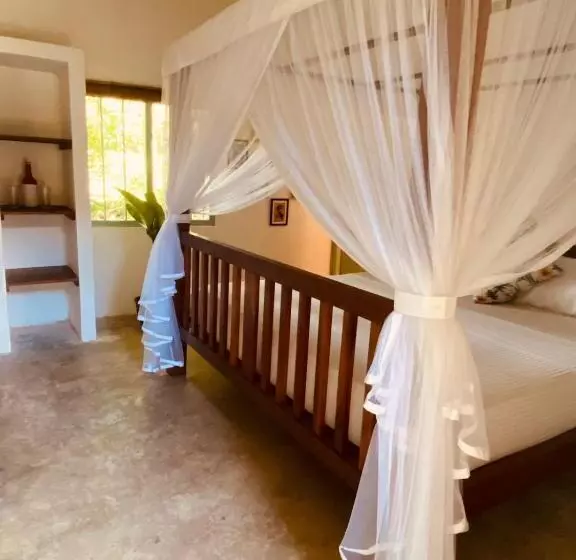 Bed & Breakfast Cafe Ceylon