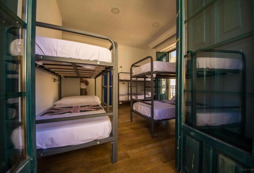 Hostel Covent Garden By Gaiarooms