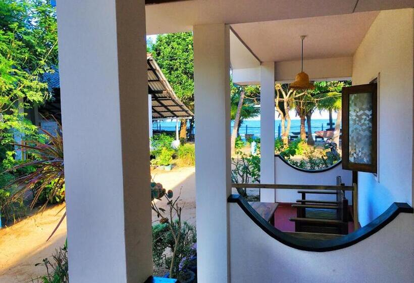 בית מלון כפרי Atteriya Chill