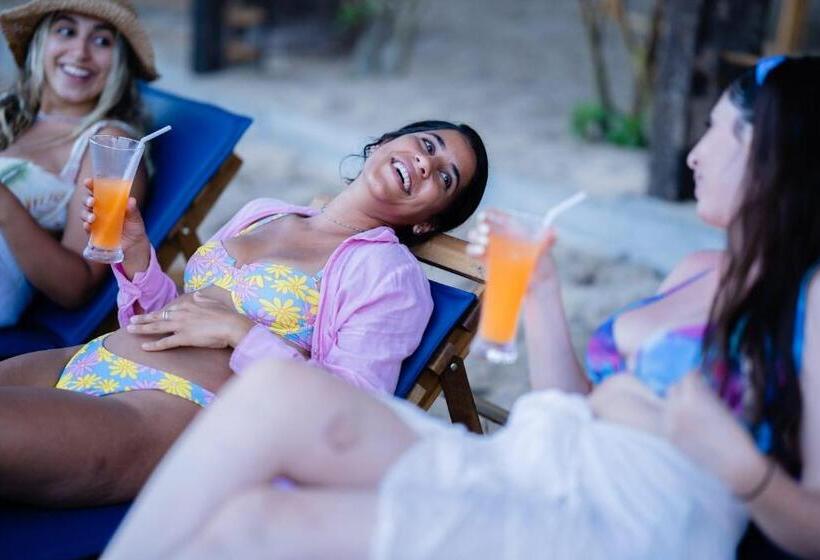 בית מלון כפרי Atteriya Chill