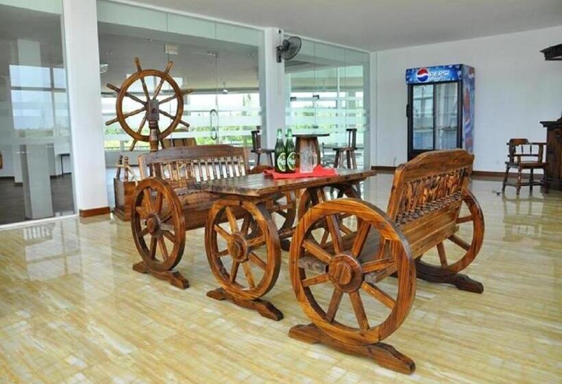 ホテル East Lagoon