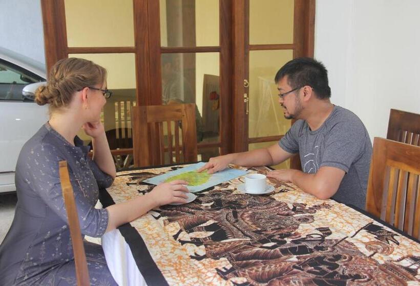 ホテル Ever Green Villa