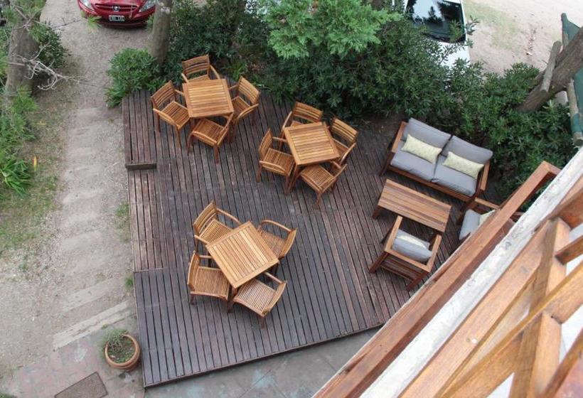 ホテル Romina Art