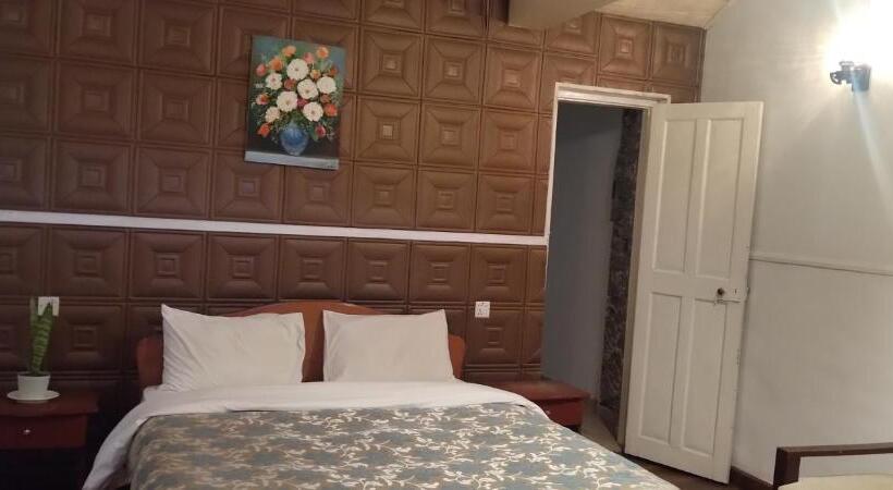 בית מלון כפרי The Trevene