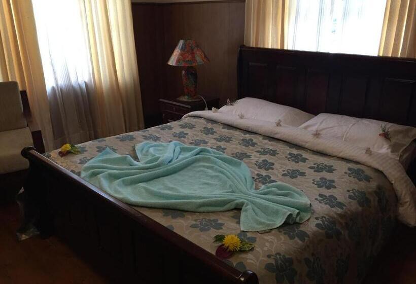 בית מלון כפרי The Trevene