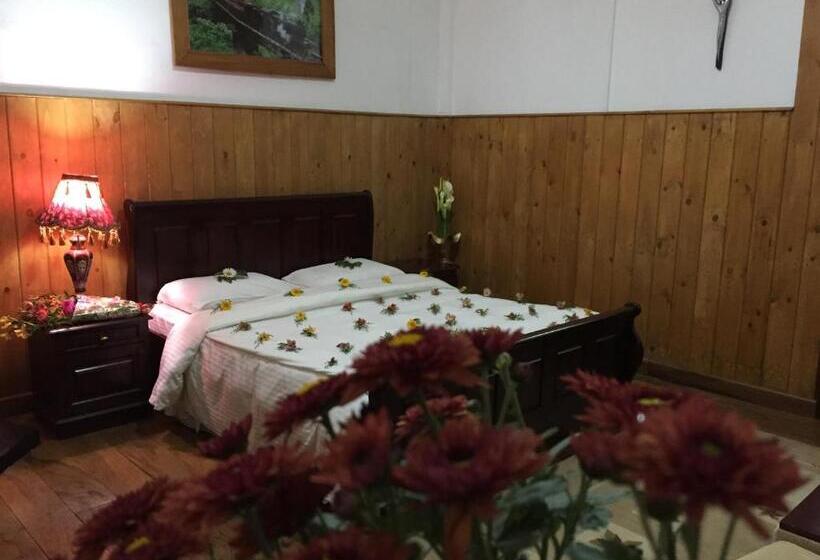 בית מלון כפרי The Trevene