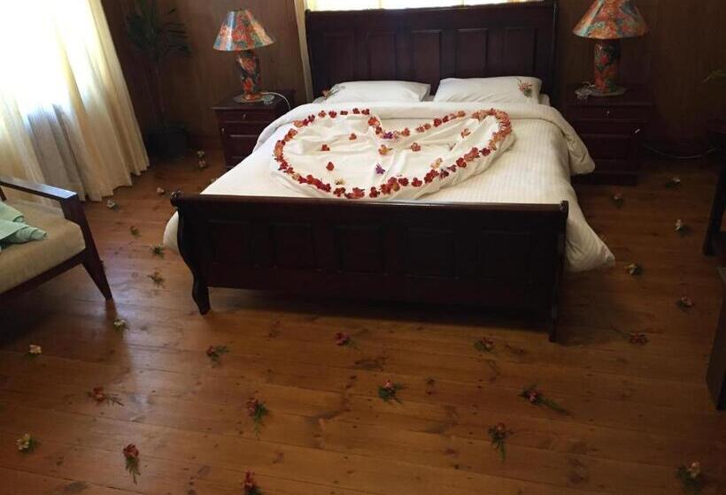 בית מלון כפרי The Trevene